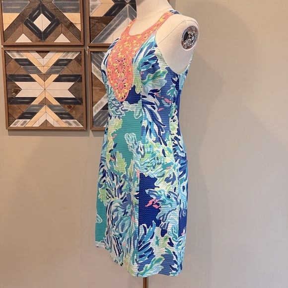Lilly Pulitzer Pearl Shift Mini Dress Lace Neckline Wade and Sea sz 2 - Picture 5 of 12